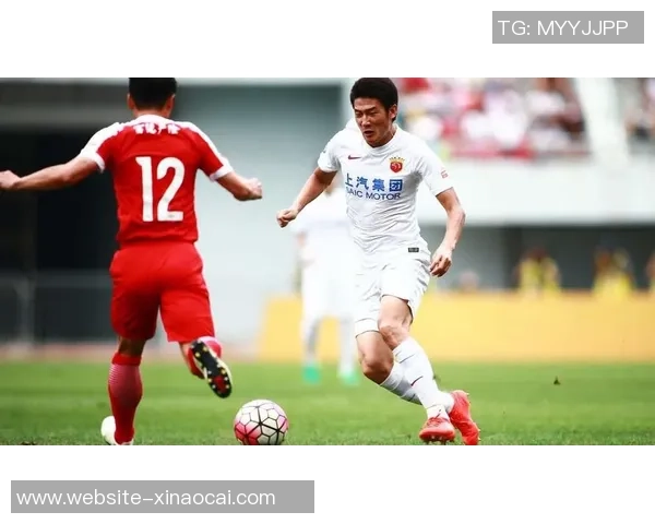 上港与申花精彩对决全场回放精彩瞬间回顾与分析