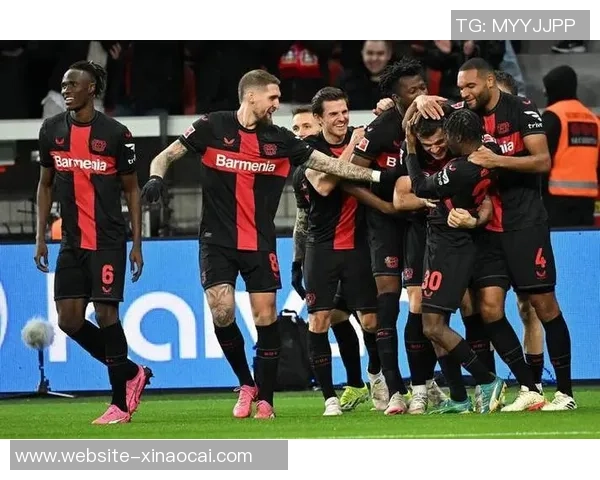 德乙焦点战科隆主场迎战德累斯顿双方争夺关键三分 德乙焦点战科隆主场迎战德累斯顿双方争夺关键三分